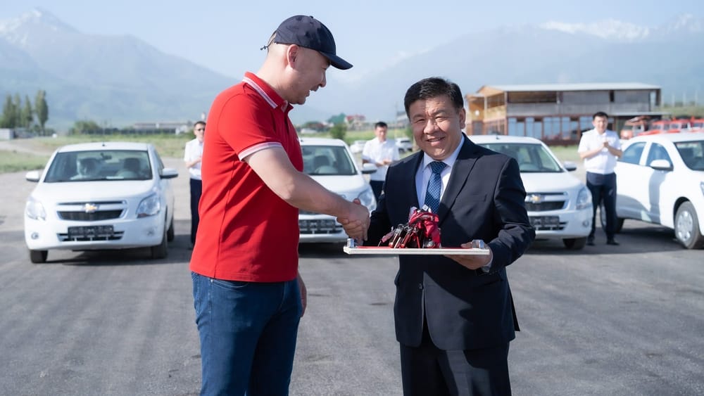 Налоговая служба получила 65 новых авто для борьбы с теневой экономикой изображение публикации