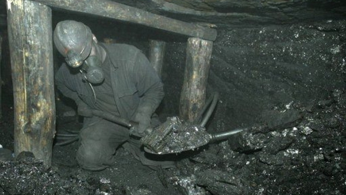 В Баткене на нелегальной угольной шахте из-за скопления газа погиб человек изображение публикации