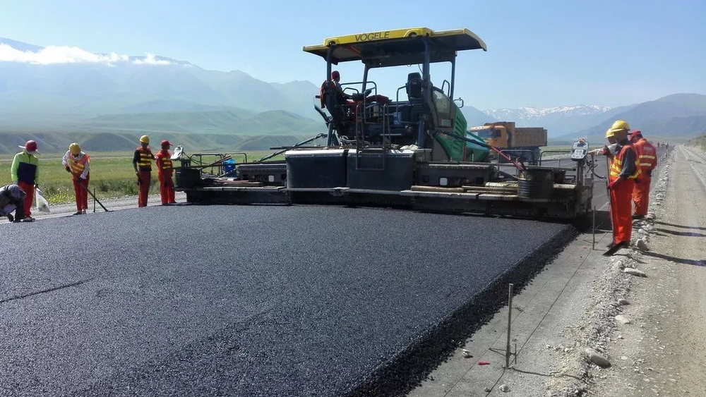 В КР могут упростить внедрение новых технологий при строительстве дорог изображение публикации