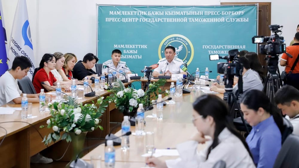 КПП Кыргызстана переведут на электронную очередь по примеру «Кызыл-Кии» изображение публикации