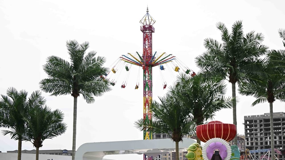 Около 1 млрд сомов частных инвестиций вложено в строительство парка развлечений Sky Park Baytik – кабмин изображение публикации