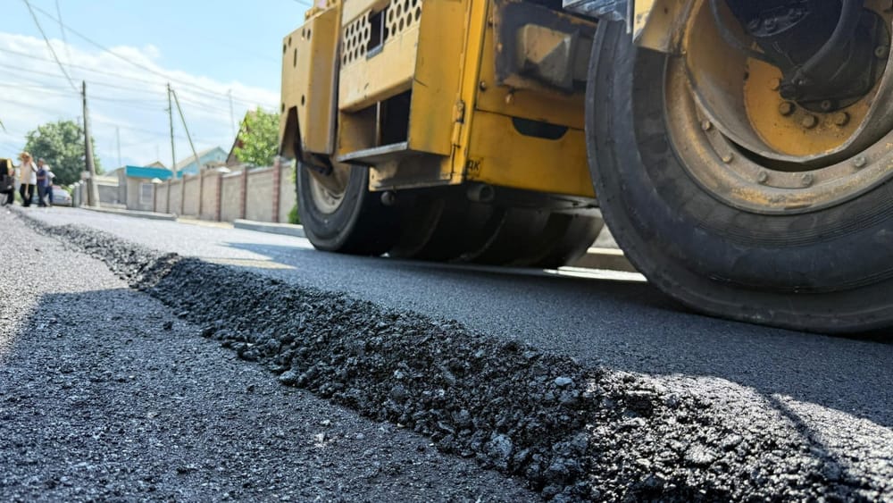 В Бишкеке обновляют часть улицы Исанова — фото изображение публикации