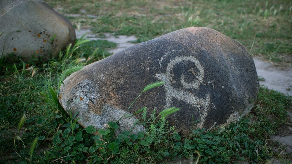 В Кыргызстане усилят меры по защите культурного наследия и упростят процесс освоение земель изображение публикации