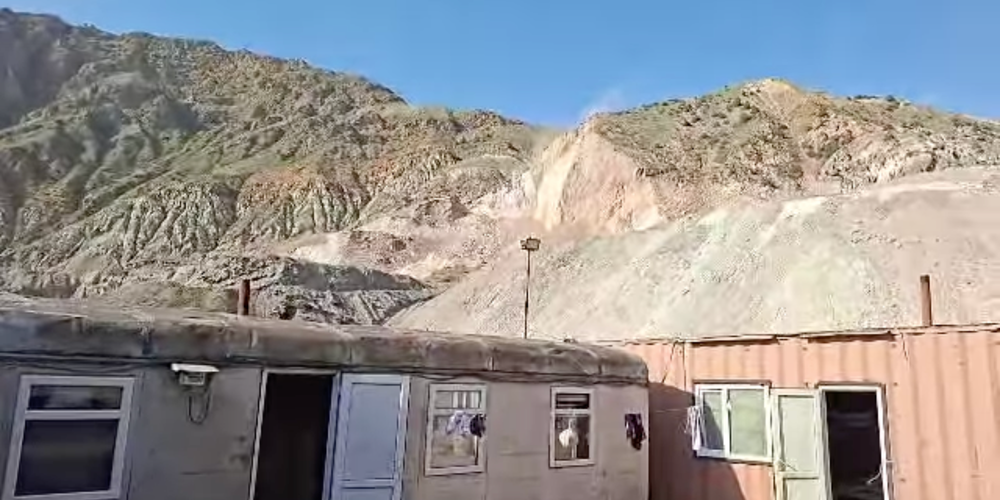 На угледобывающем участке в Жумгальском районе сошел оползень изображение публикации