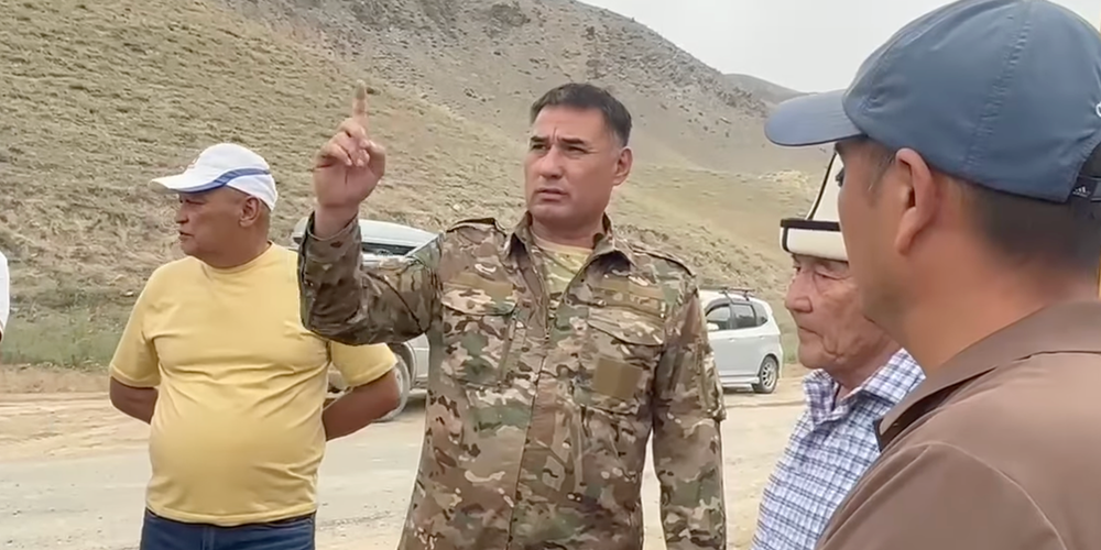 Министр транспорта поручил ускорить асфальтирование дороги в Токтогульском районе изображение публикации