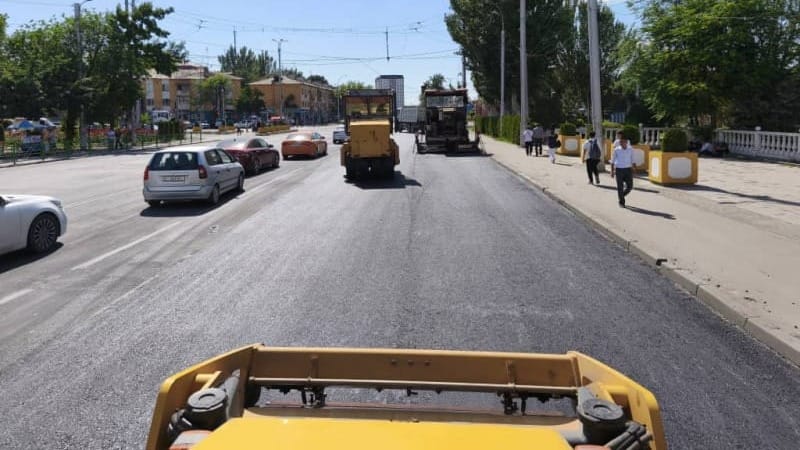 В Бишкеке отремонтировали пять участков дорог по новой технологии изображение публикации