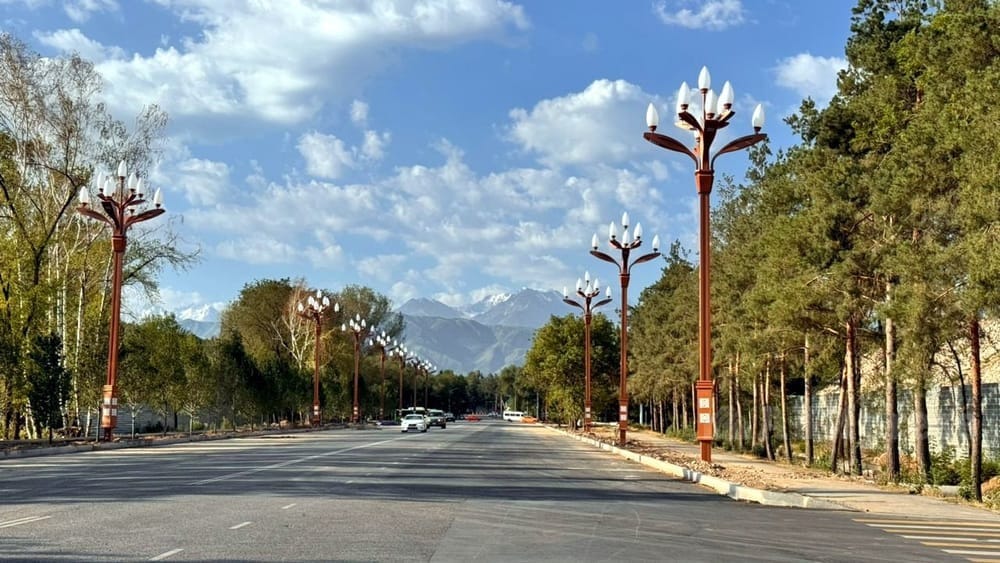 Обновленный проспект Айтматова в Бишкеке по вечерам могут перекрывать  для прогулок – Орунбеков изображение публикации