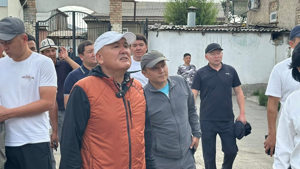 Мэр Оша лично провел разъяснительную работу с владельцами построек в зоне расширения дорог изображение публикации