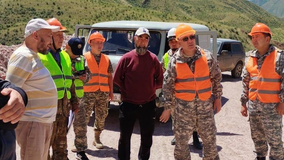 Минприроды расследует причины оползня на месторождении в Мин-Куше изображение публикации