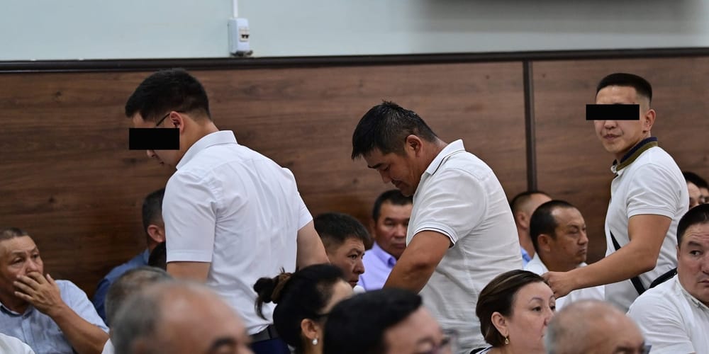 В ходе совещания по стройкам в Джалал-Абаде задержаны несколько человек изображение публикации