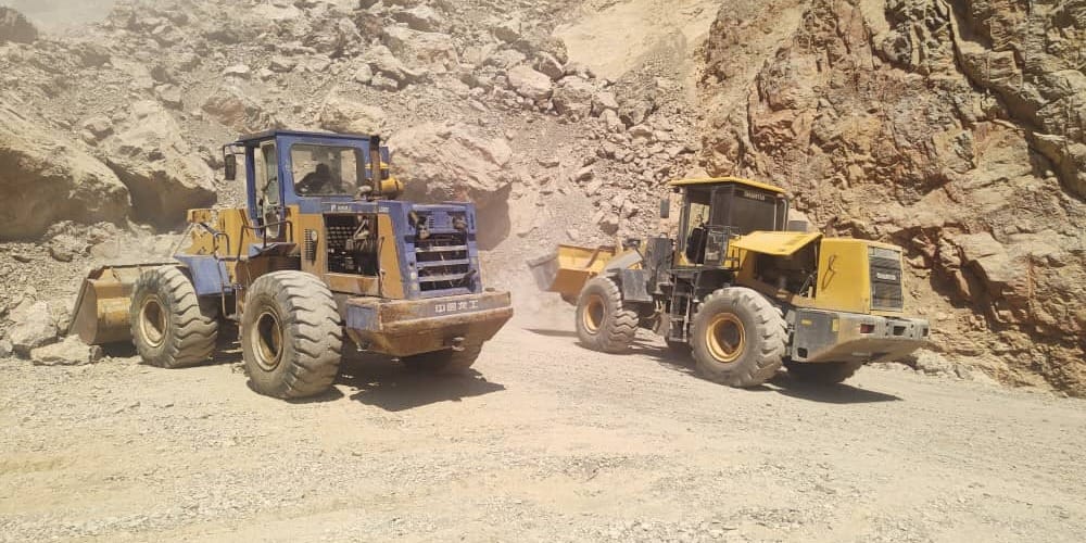 На альтернативной трассе Север – Юг продолжают расчищать участок после камнепада изображение публикации