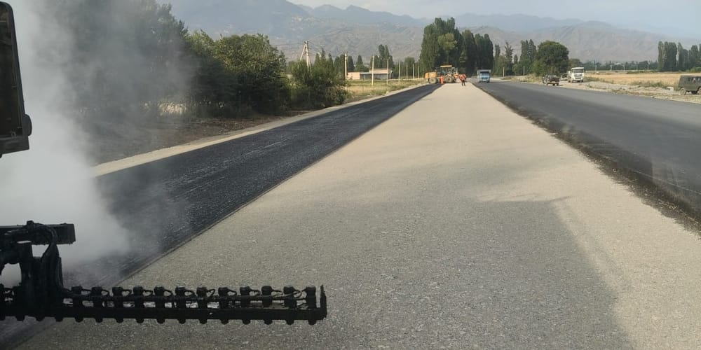 В Минтрансе рассказали, как идет строительство дороги Корумду – Балбай-Баатыр на Иссык-Куле изображение публикации