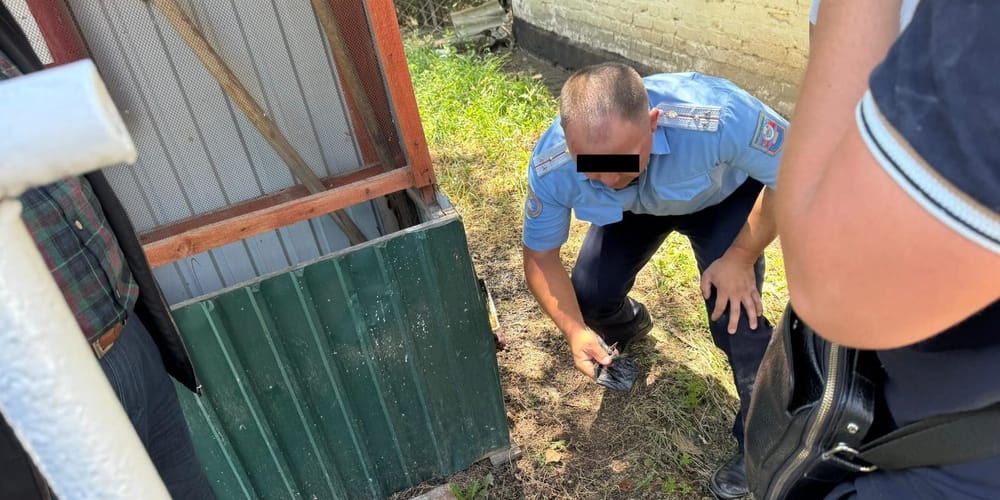 В Аксыйском районе задержаны сотрудники РОВД по подозрению в вымогательстве взятки изображение публикации