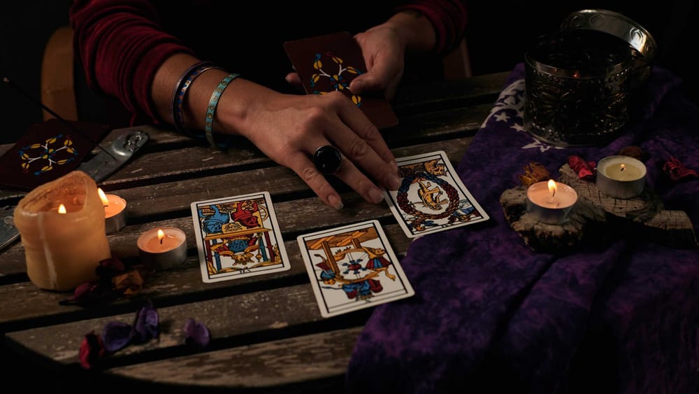В Казахстане спрос на услуги гадалок и таро вырос в 75 раз изображение публикации