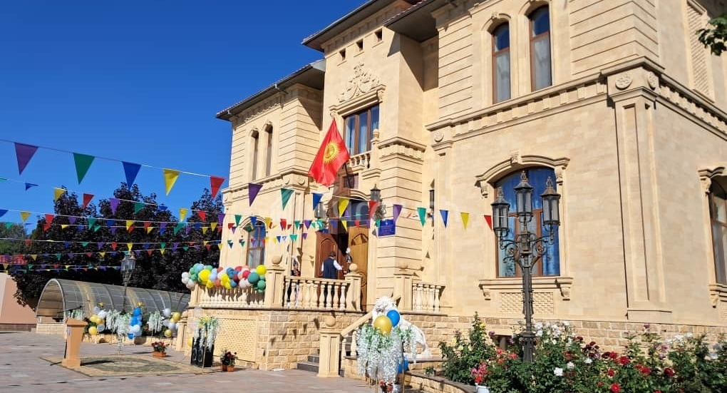 В доме Камчы Кольбаева в Чолпон-Ате открыли детский сад «Баластан» изображение публикации