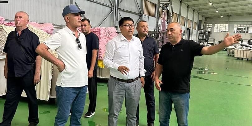 Кыргызстан и Таджикистан укрепляют промышленную кооперацию: подписаны меморандумы изображение публикации