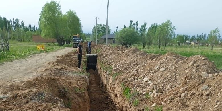 В КР реализуют проекты по водоснабжению в 112 селах, еще 114 — в планах изображение публикации