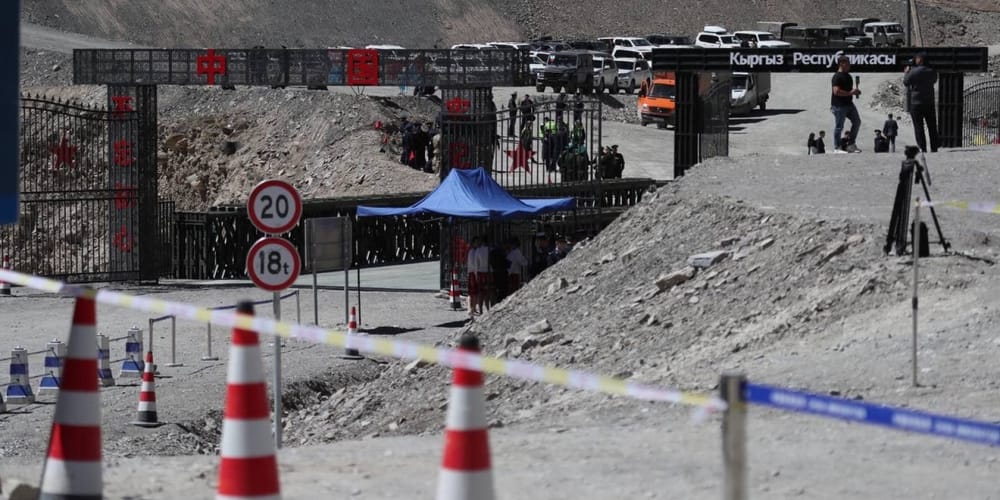 В КР начнут строительство автодороги Барскоон – Бедел – подписано распоряжение президента изображение публикации