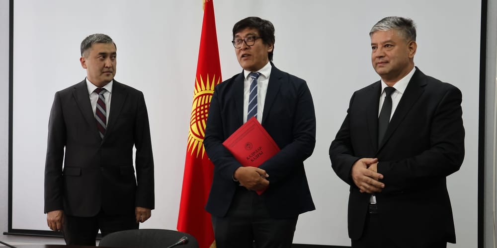 Байсалов представил коллективу Минтруда и.о. министра Каната Сагынбаева изображение публикации