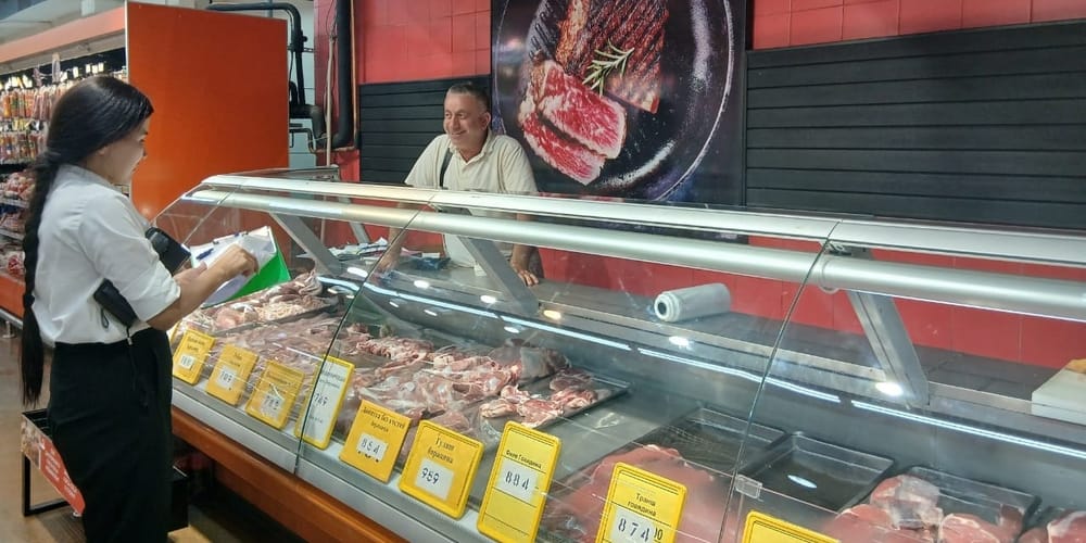 На рынке «Азиз» и в супермаркетах «Азия» проверили цены на мясо изображение публикации