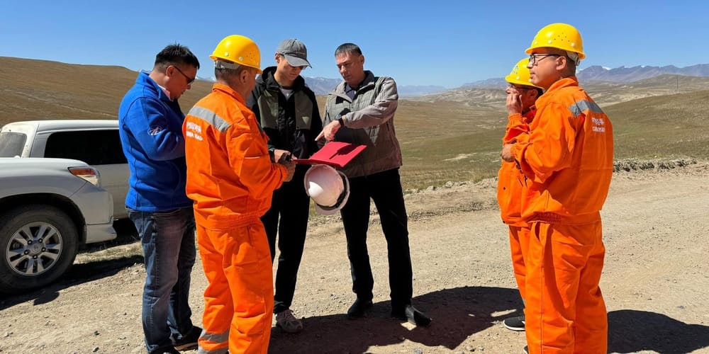 В Кыргызстане начали строить автодорогу Барскоон – КПП «Бедель» протяженностью 150 км изображение публикации