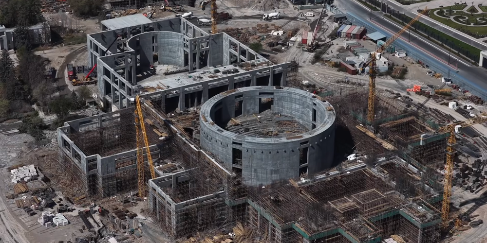 Как идет строительство конгресс-холла на месте ВДНХ в Бишкеке — фото изображение публикации