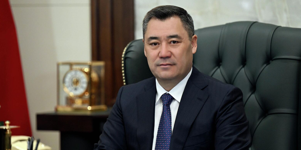 Садыр Жапаров анонсировал рост зарплат учителям и медикам с 1 апреля 2026 года изображение публикации