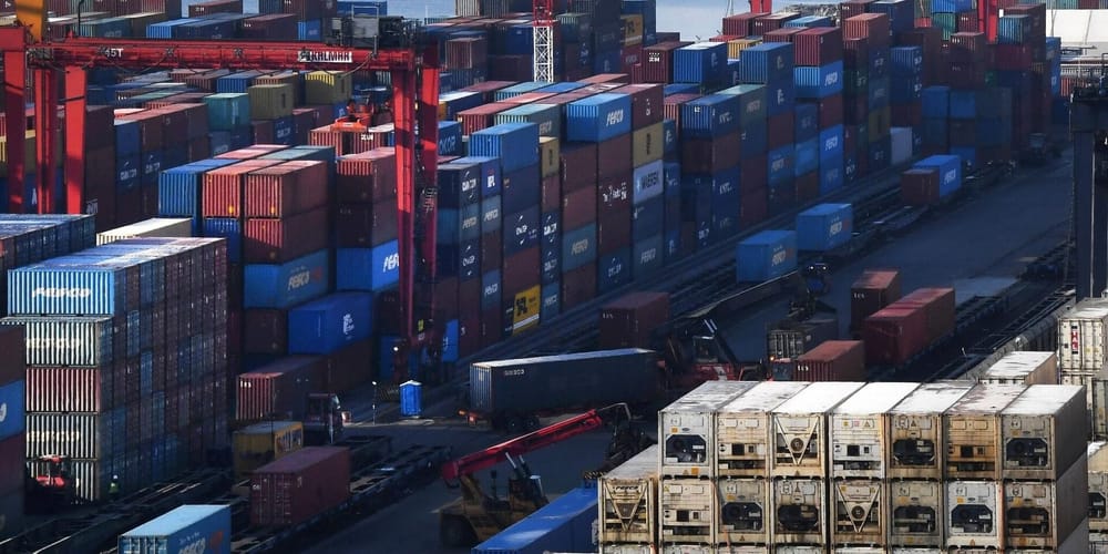 К 2030 году внешнеторговый оборот КР достигнет $21.9 млрд — прогноз Минфина изображение публикации