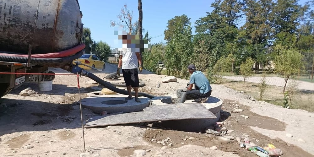 Стройкомпания «Кут» оштрафована на 28 тысяч сомов за сброс сточных вод в арык изображение публикации