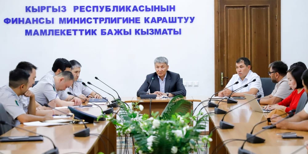 Таможенная служба и бизнес обсудили администрирование мобильных устройств в КР изображение публикации