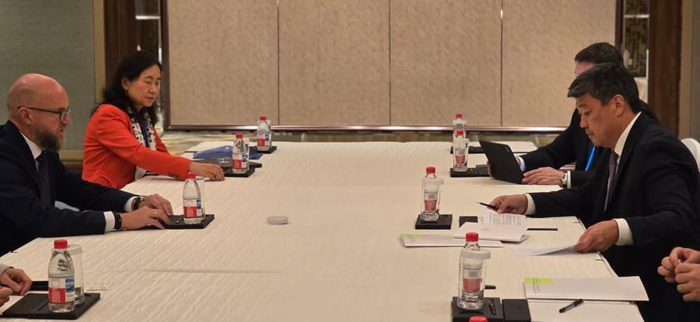 Кыргызстан и АБИИ обсудили инвестиции в энергетику, инфраструктуру и сельское хозяйство изображение публикации