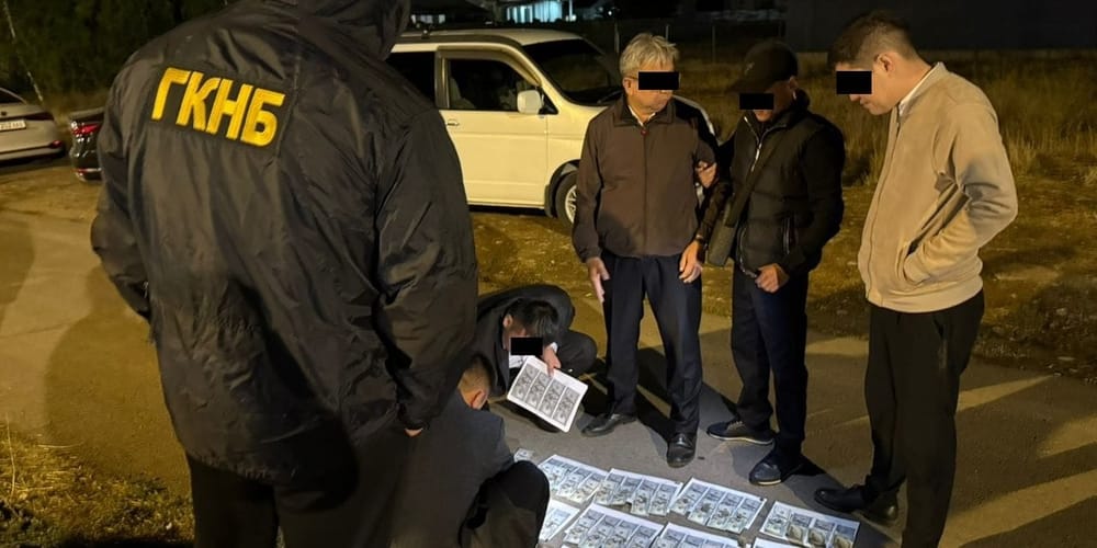 В Бишкеке с поличным при получении взятки в $7 тысяч задержан адвокат изображение публикации