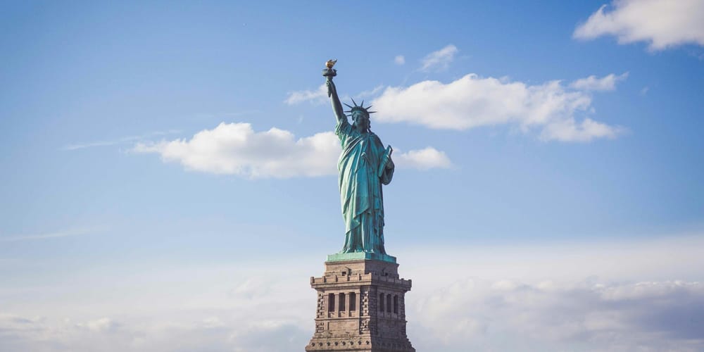 Участие в лотерее Green Card станет платным — Госдеп США изображение публикации