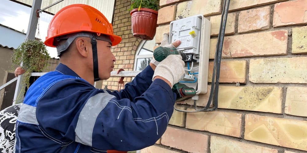 Энергетики подключили более 25 тысяч «умных» счетчиков в Таласской области изображение публикации