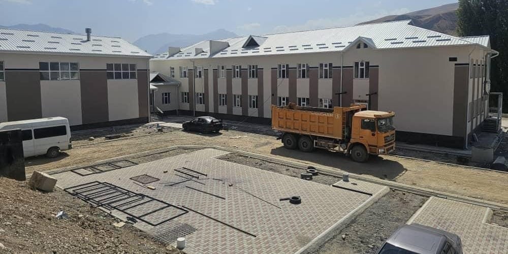 В Кара-Суйском районе завершается строительство школы на 150 мест – фото изображение публикации
