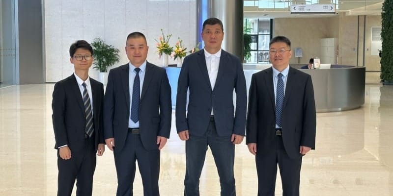 Айбек Джунушалиев посетил заводы Yutong в Китае – фото изображение публикации