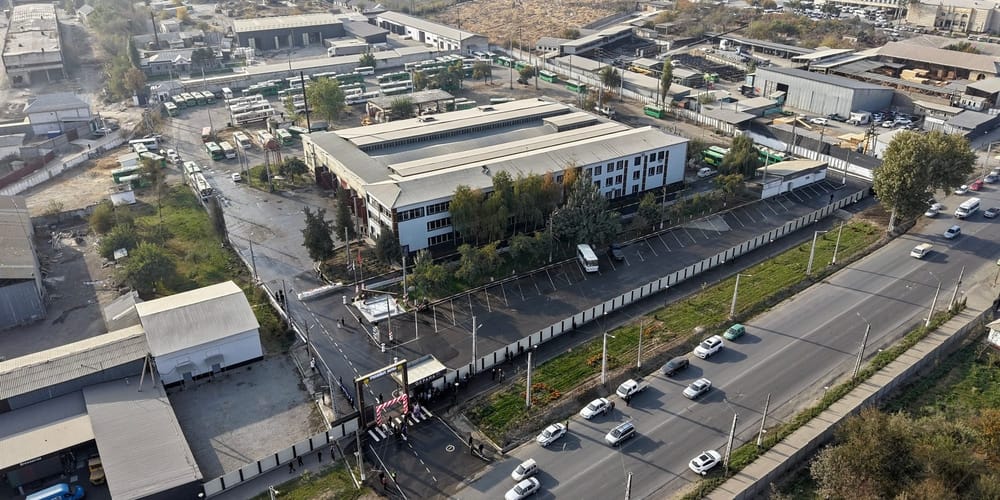 В Оше после капремонта открыли здание муниципального автотранспортного предприятия изображение публикации