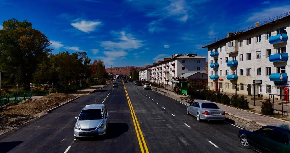 В Нарыне завершен ремонт 7.6 км центральной улицы Ленина изображение публикации