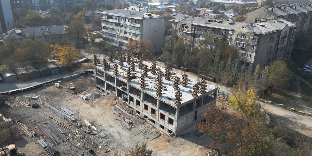 В Бишкеке строят новое здание Станции юных техников изображение публикации