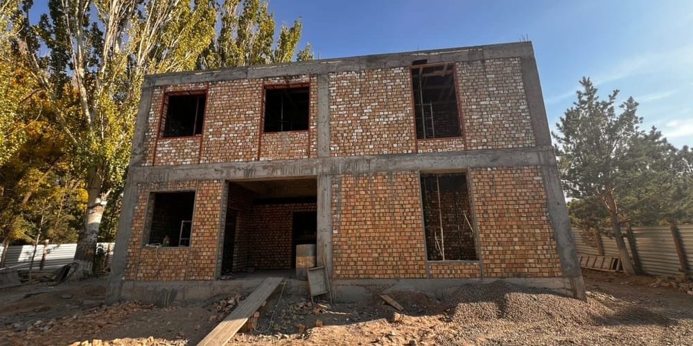 В Кочкоре возводят новое здание Минюста стоимостью 40 млн сомов изображение публикации