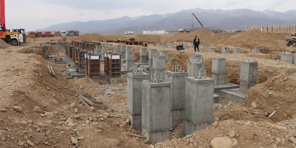 На Иссык-Куле для новой солнечной электростанции доставили панели мощностью 104 МВт изображение публикации