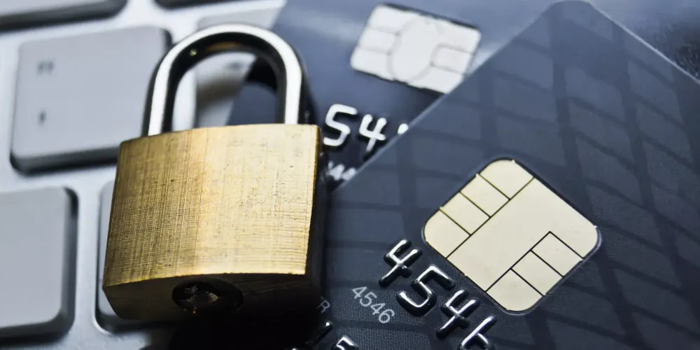 Более 19 тысяч кыргызстанцев установили самозапрет на получение кредитов изображение публикации