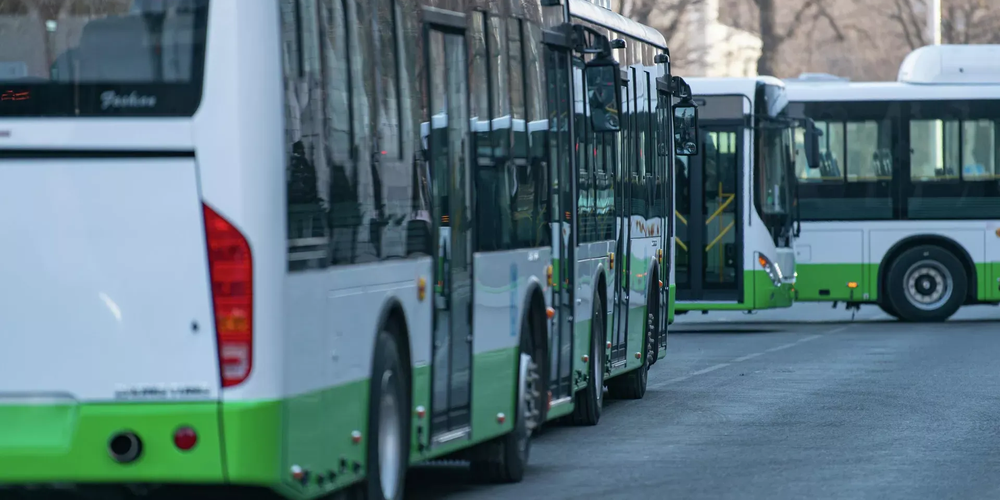 С 22 декабря в Бишкеке скорректированы схемы 11 автобусных маршрутов изображение публикации