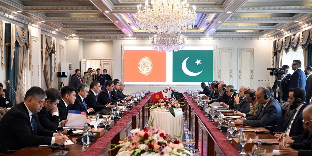 Экономическое сближение с Пакистаном: какие меморандумы подписал Сыдыков в Исламабаде изображение публикации