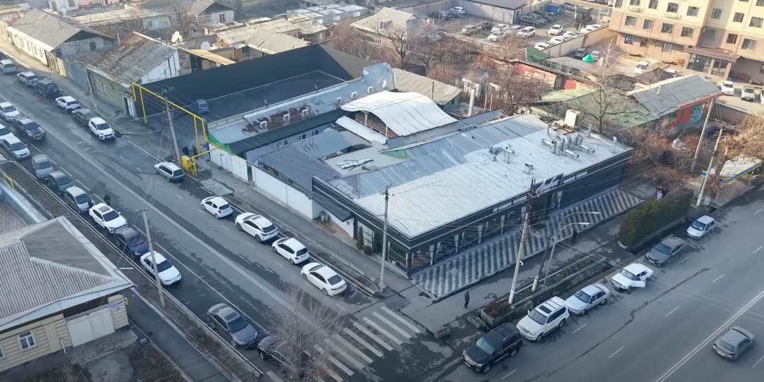 Мэрия Оша обязала все кафе и рестораны оборудовать парковки для клиентов изображение публикации