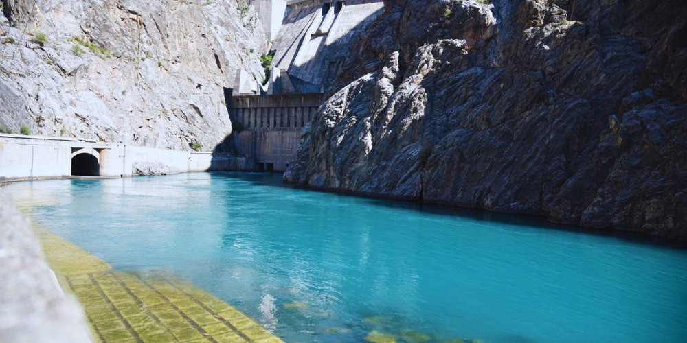 Дефицит воды в Токтогулке: за год объем снизился на 1.6 млрд м³ изображение публикации