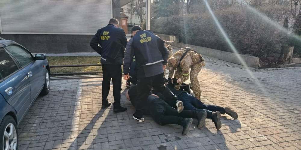 Лжесиловики выманили у кыргызстанца $10 тысяч за закрытие уголовного дела изображение публикации