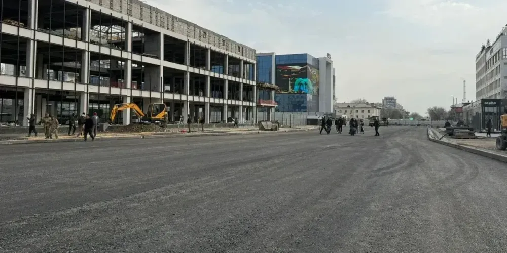 Инвестиции на 2 млрд сомов и аренда за 7 млн: мэр — о проекте семьи Тюлеевых в центре Бишкека изображение публикации