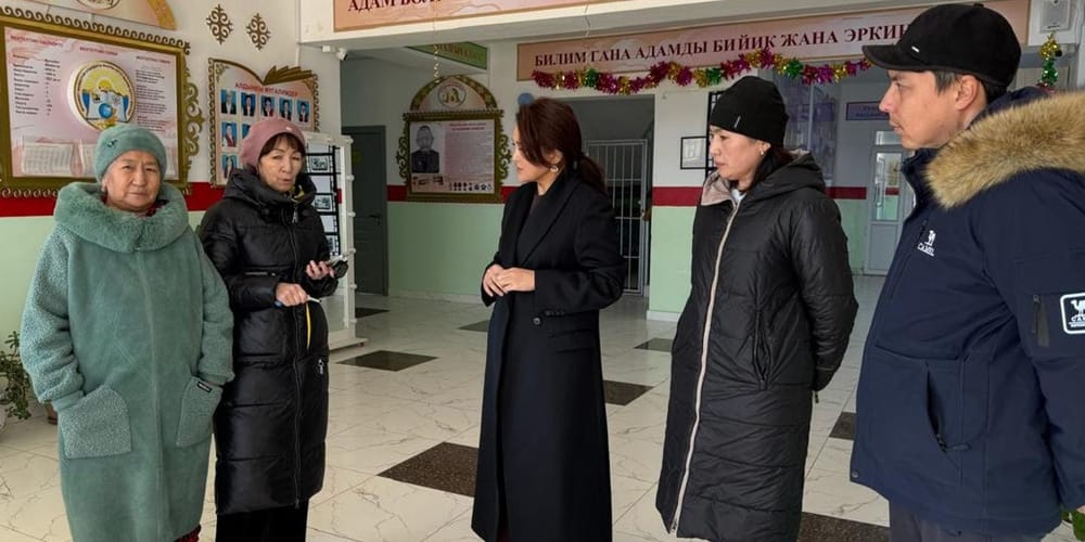 Проблемы с водой и долгострои: о чем жители Иссык-Куля рассказали депутату изображение публикации