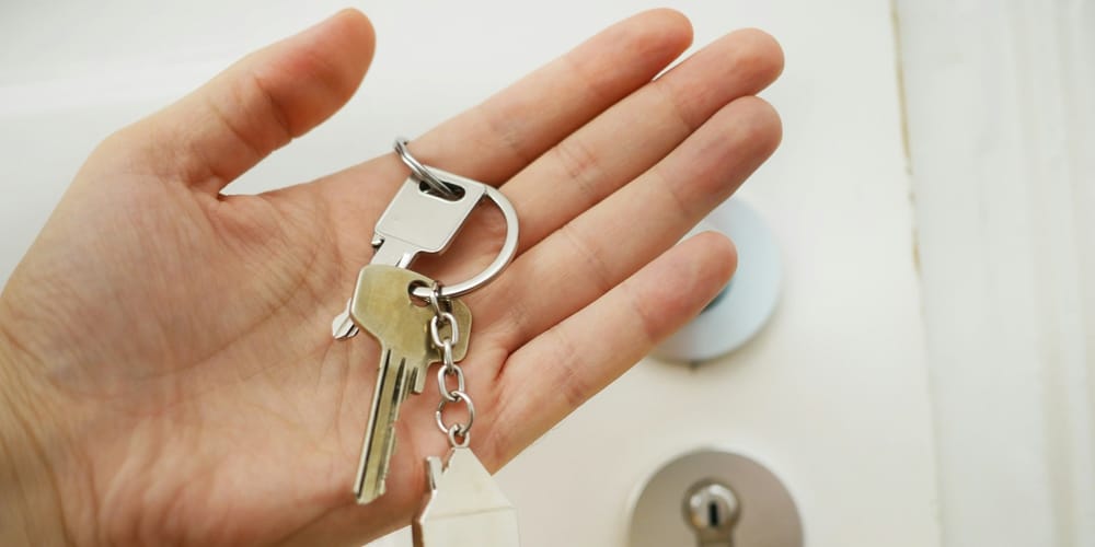 Риелторов в КР обяжут регистрироваться и ужесточат штрафы – обзор законопроекта изображение публикации